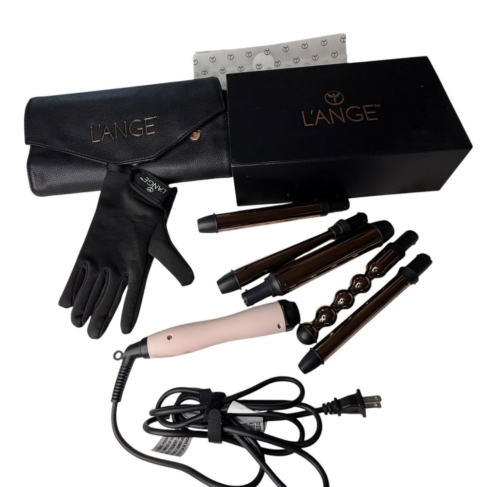 Lange Black and Pink Fashionable Accessories Set